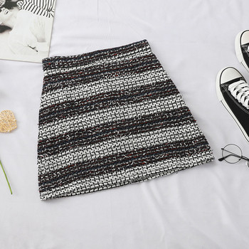 Stílusos női szoknya magas derékkal, fekete-fehér színben