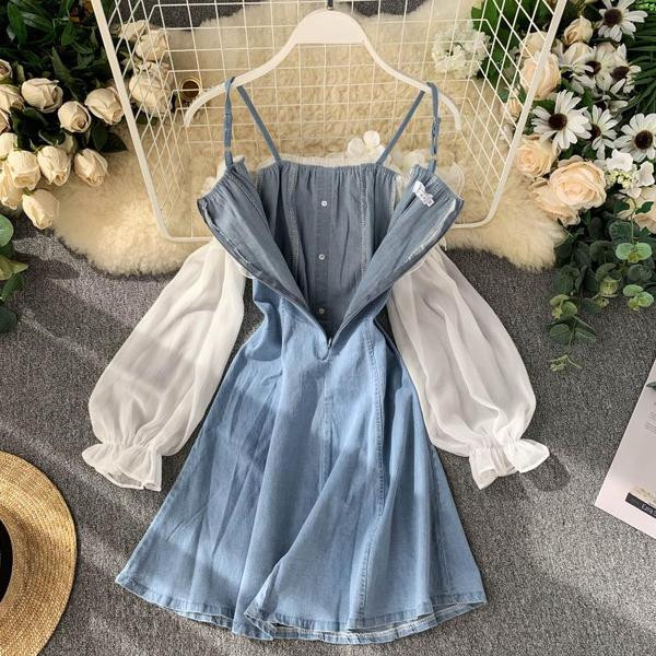 Rochie din denim model nou cu maneci cazute in culori deschise si inchise