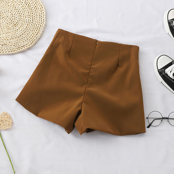 Női rövidnadrág három színben, magas derékkal és cipzárral