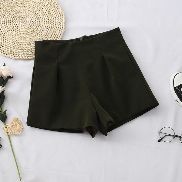 Női rövidnadrág három színben, magas derékkal és cipzárral