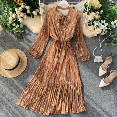 Model lung de dama croiat in mai multe culori