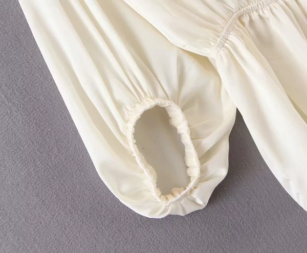 Modern női ing O-nyakkal és 7/8-as ujjakkal