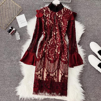 Elegáns női ruha hosszú ujjal, csipkével több színben