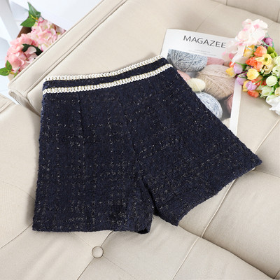 Pantaloni scurti eleganti de dama cu talie inalta in negru, alb si albastru