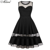 Rochie modernă de damă cu decolteu O în negru