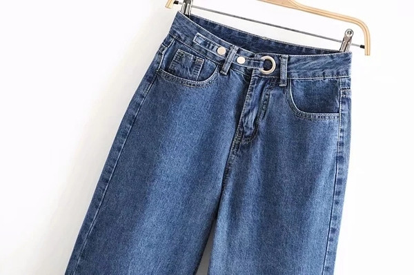 Női farmer új modell kék színben