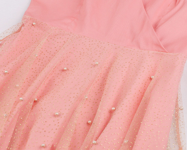 Rochie eleganta de dama cu bretele late si perle in roz