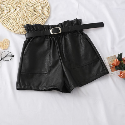 Öko bőrből készült női rövidnadrág több színben