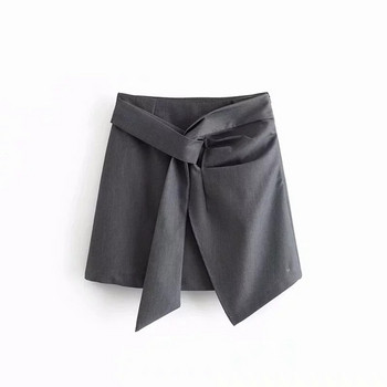 Stílusos női szoknya szürke és fekete színben