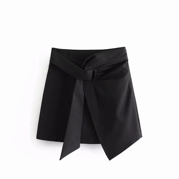 Stílusos női szoknya szürke és fekete színben