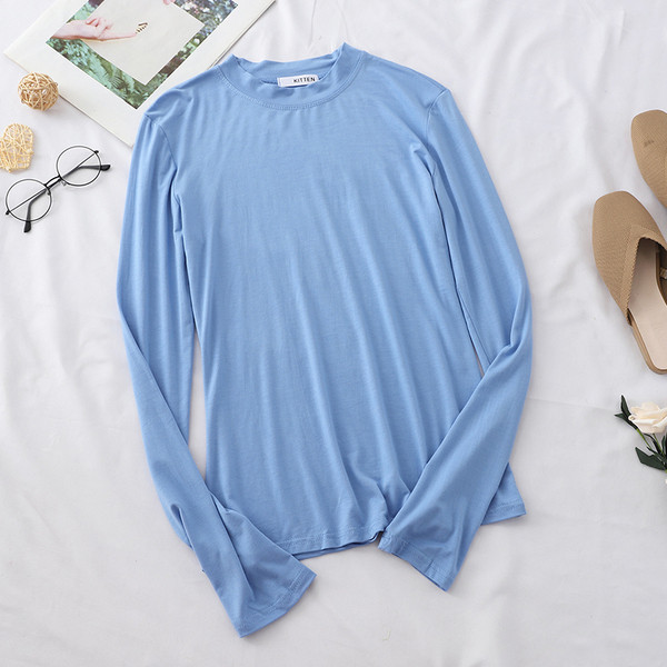 Női blúz több színben O-nyakkal