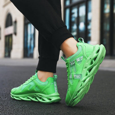 Új férfi tornacipő modell kék, zöld és barna feliratokkal