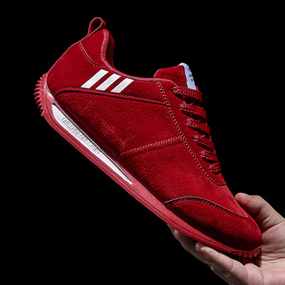 Eko bőrből készült alkalmi férfi tornacipő fekete, szürke és piros színben