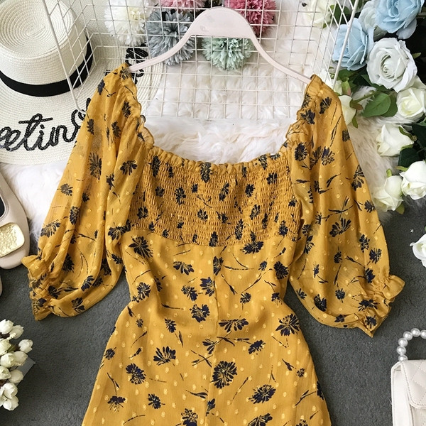 Rochie de dama actuala in galben cu model floral