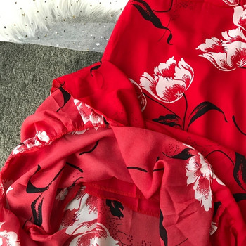 Rochie lungă de damă actuală în roșu