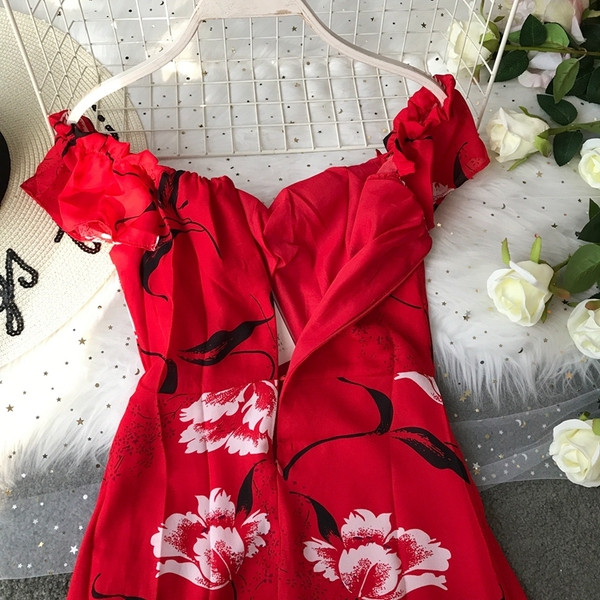 Rochie lungă de damă actuală în roșu