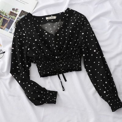 Aktuális női blúz három színben nyakkendővel