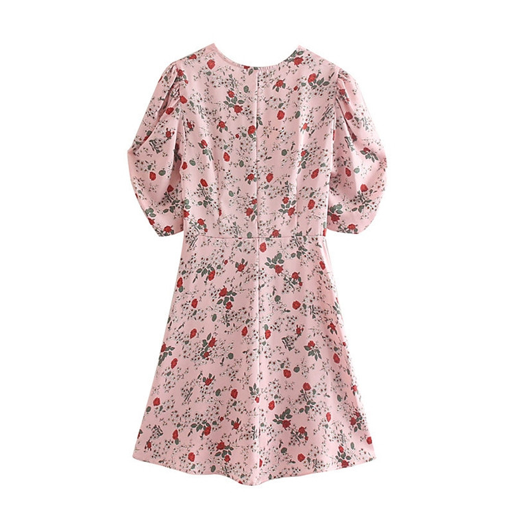 Alkalmi ruha rövid ujjal, virágmintával