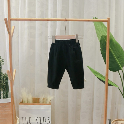 Modern, zsebes gyereknadrág fiúknak