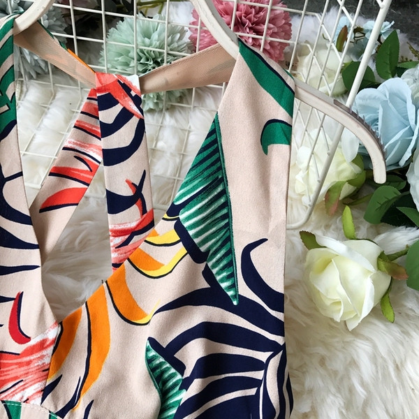 Aktuális női hosszú ruha virágmintával