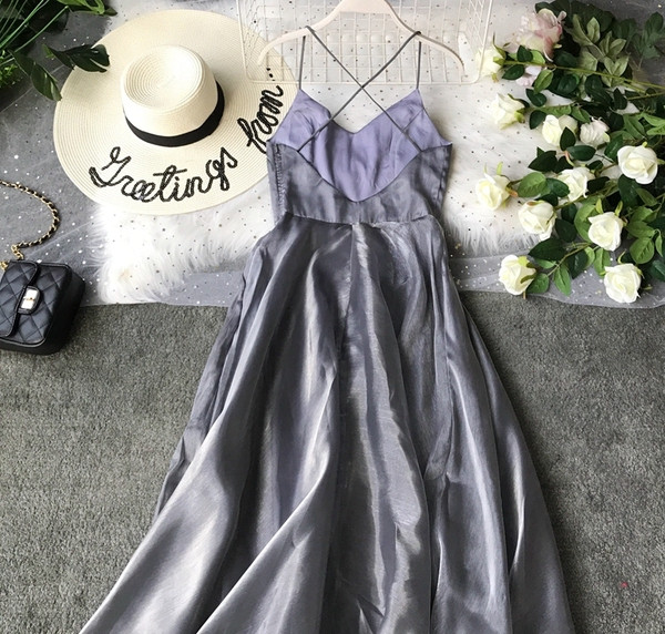 Rochie moderna de dama - model croiat in gri