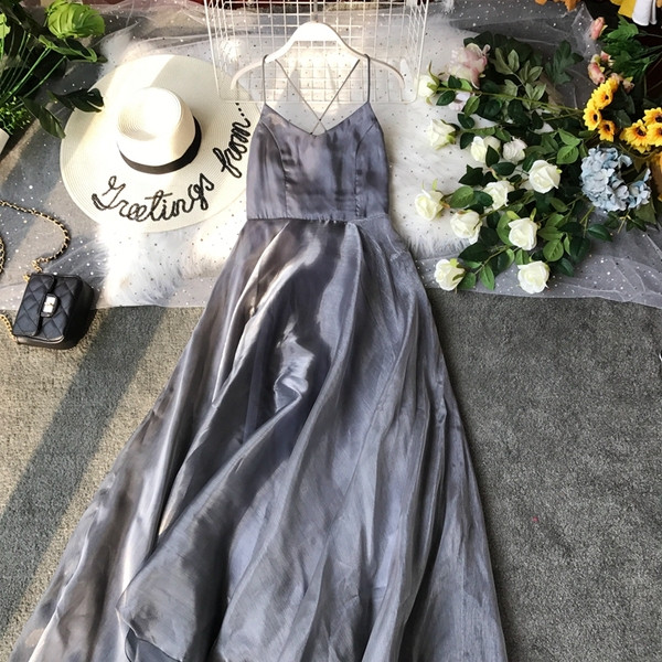 Rochie moderna de dama - model croiat in gri