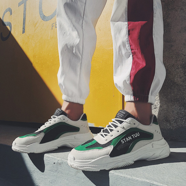 Új durva talpú férfi tornacipő modell több színben