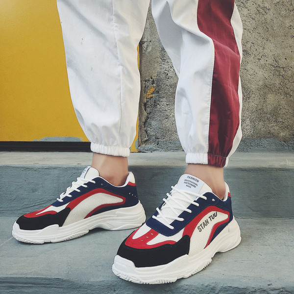 Új durva talpú férfi tornacipő modell több színben