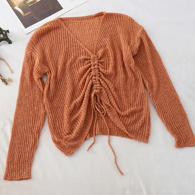 Bluză de damă modernă în mai multe culori cu decolteu în V