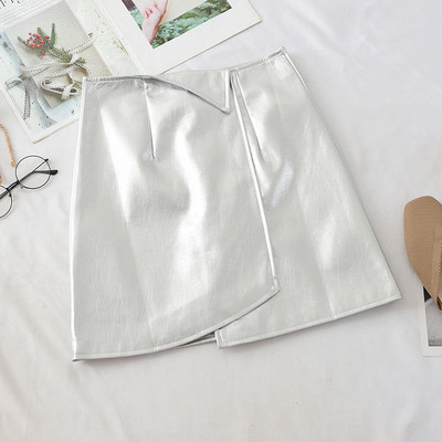 Fusta de dama actuala in negru si argintiu