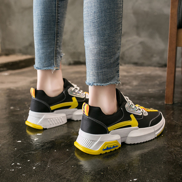 Tenisi casual dama cu talpa aspra si inscriptie in mai multe culori