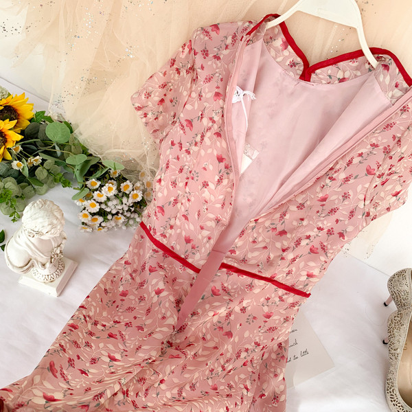 Aktuális női rocker rózsaszín színben, virágmintával