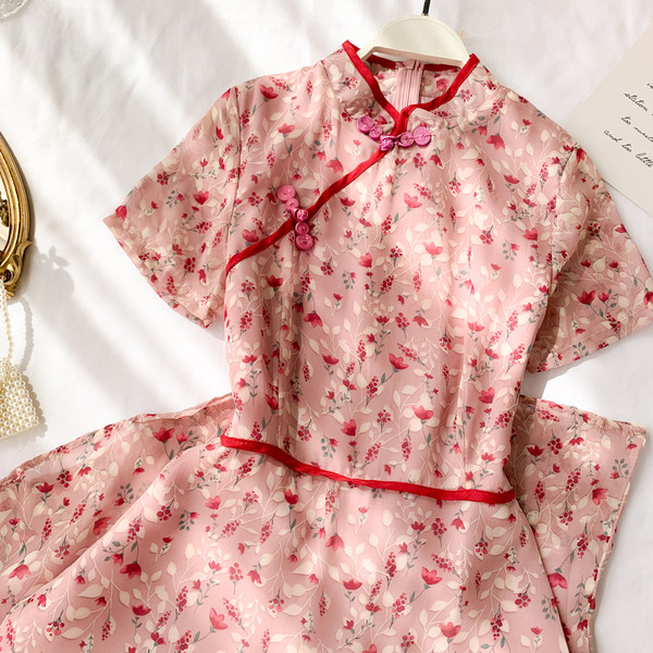 Aktuális női rocker rózsaszín színben, virágmintával