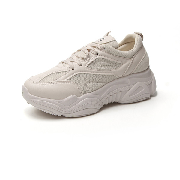 Alkalmi női tornacipő magas talppal, fehér és bézs színben