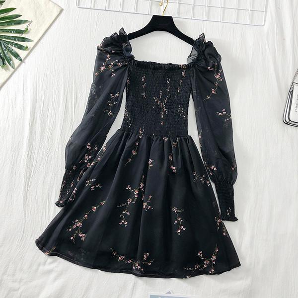 Alkalmi női rövid ruha, hosszú ujjú fekete színben