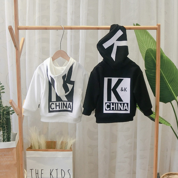 Hanorac zilnic pentru copii pentru baieti in alb si negru