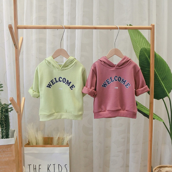 Gyerek pulóver fiúknak kapucnival több színben