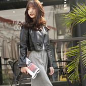 Öko bőrből készült rövid női kabát fekete színben