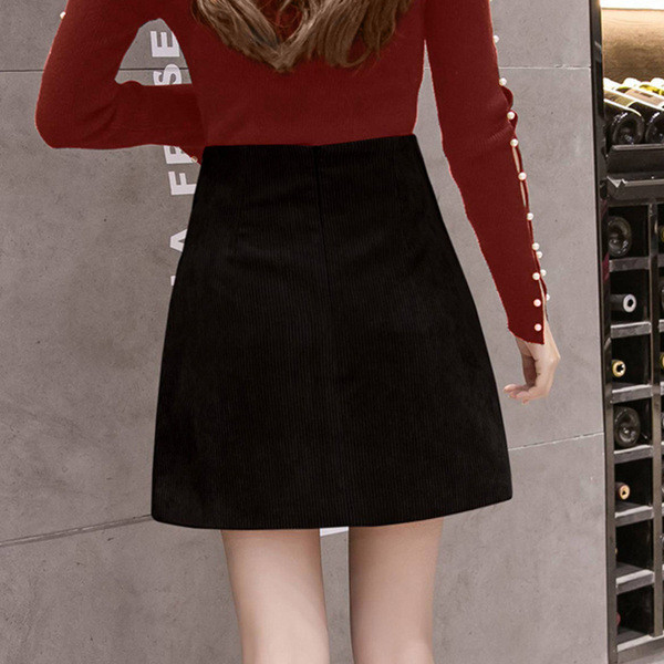 Fusta scurta de dama de actualitate in doua culori cu talie inalta