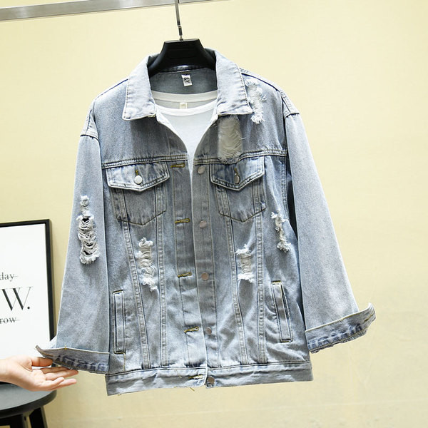 Geaca de dama din denim de culoare deschisa cu motive rupte