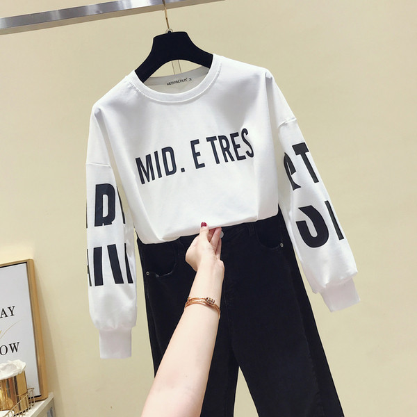 Bluză casual de damă în alb și negru cu inscripții