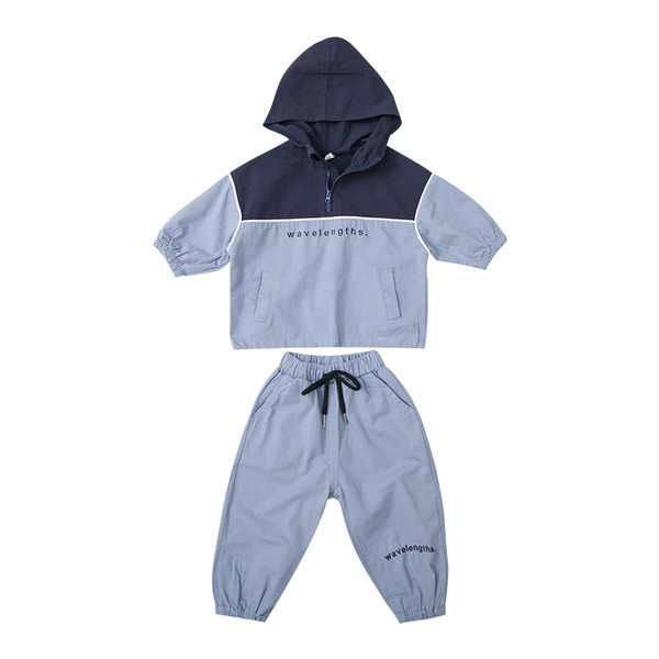 Aktuális kétrészes gyerekkészlet fiúknak két színben