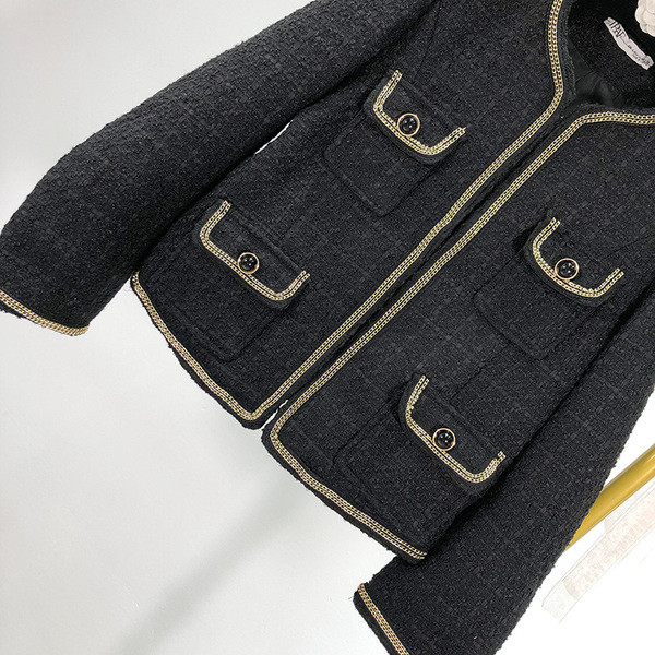 Geaca scurta de dama cu buzunare si margine aurie