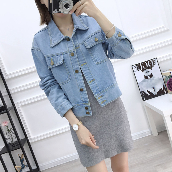 Jacheta casual de dama din denim in culori deschise si inchise