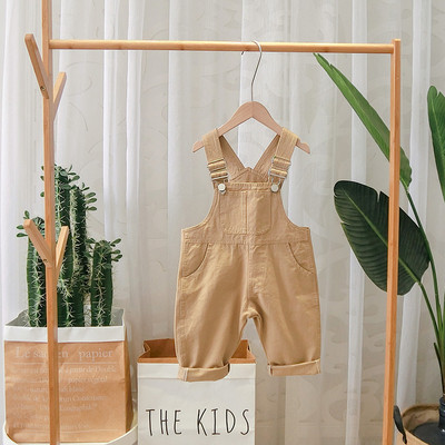 Model nou de salopete pentru copii pentru baieti in verde si maro