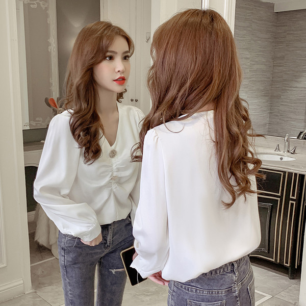 Modern női blúz V-alakú fehér és piros színben