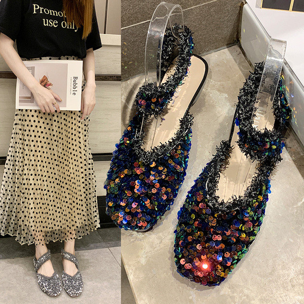 Modern női cipő flitterekkel, két színben