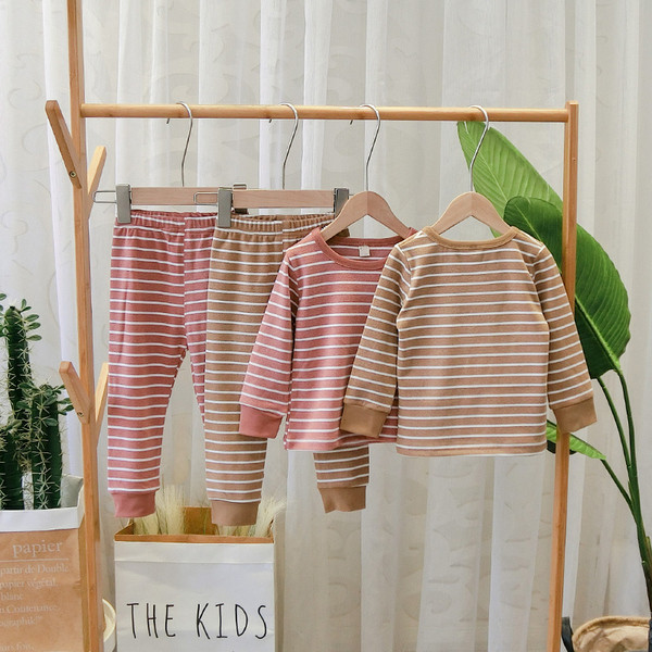 Set zilnic pentru copii în dungi în două culori