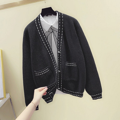 Vesta casual de dama cu buzunare si decolteu in V in alb si negru