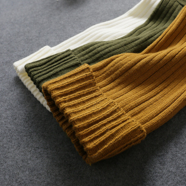 Modern női téli pulóver széles ujjal, többféle színben